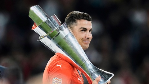 Криштиану Роналду в третий раз стал чемпионом вместе с Португалией