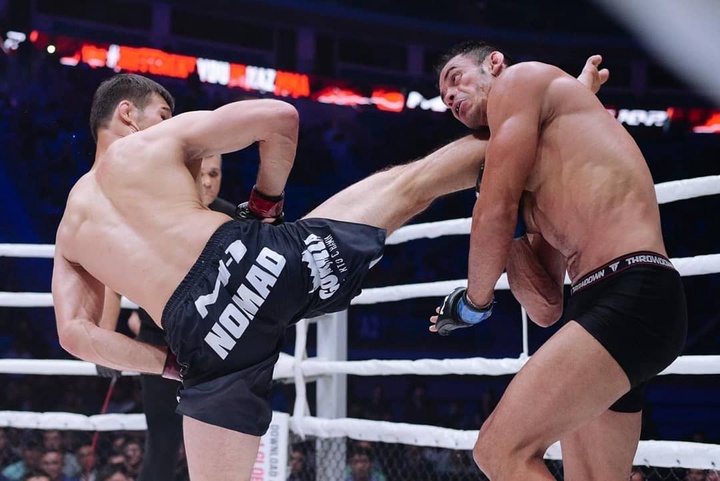 Шавкат Рахмонов защитил титул чемпиона M-1 Challenge