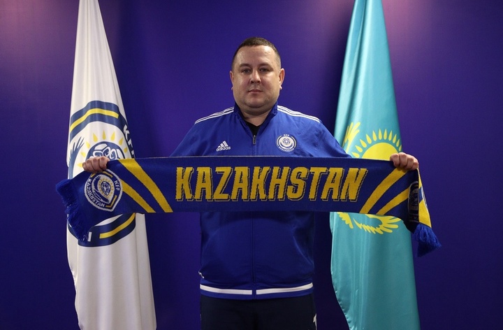 Қазақстан U-19 жасөспірімдер құрамасының аға жаттықтырушысы болып Александр Кузнецов тағайындалды
