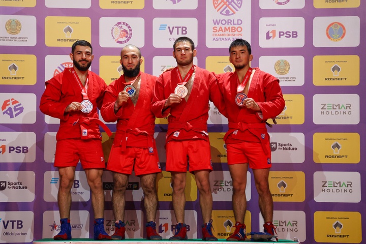 Маратбек Рахметуллин жауынгерлік самбодан Әлем чемпионатының қола жүлдесін жеңіп алды
